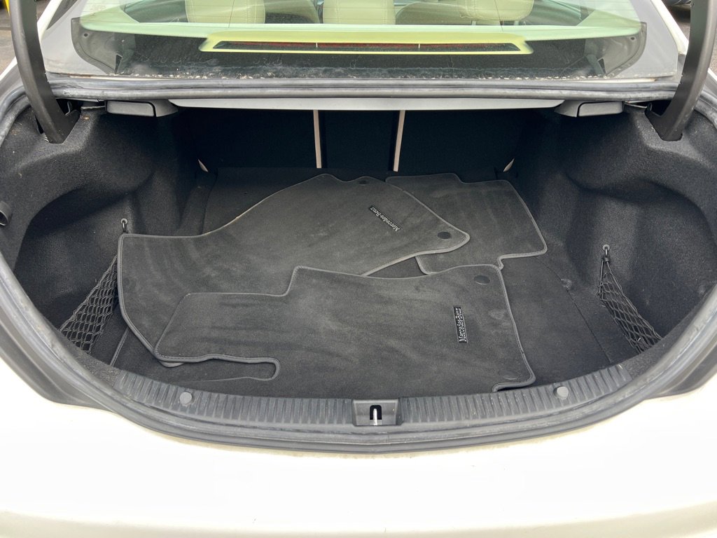 Used 2015 Mercedes-Benz C 300 4MATIC Sedan image 33