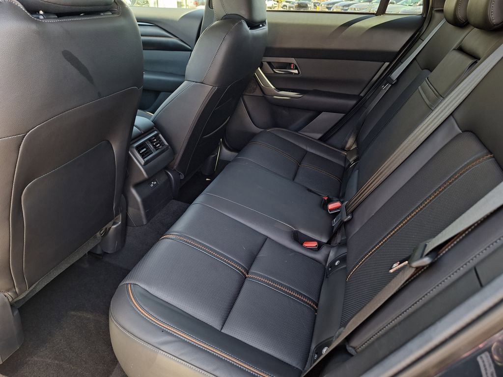 Used 2025 MAZDA CX-50 AWD 2.5 S w/ Weather Package image 12