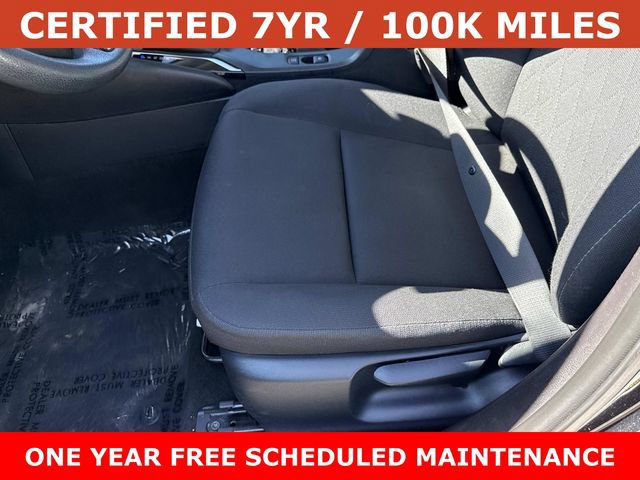 Used 2025 Toyota Corolla LE FWD image 15