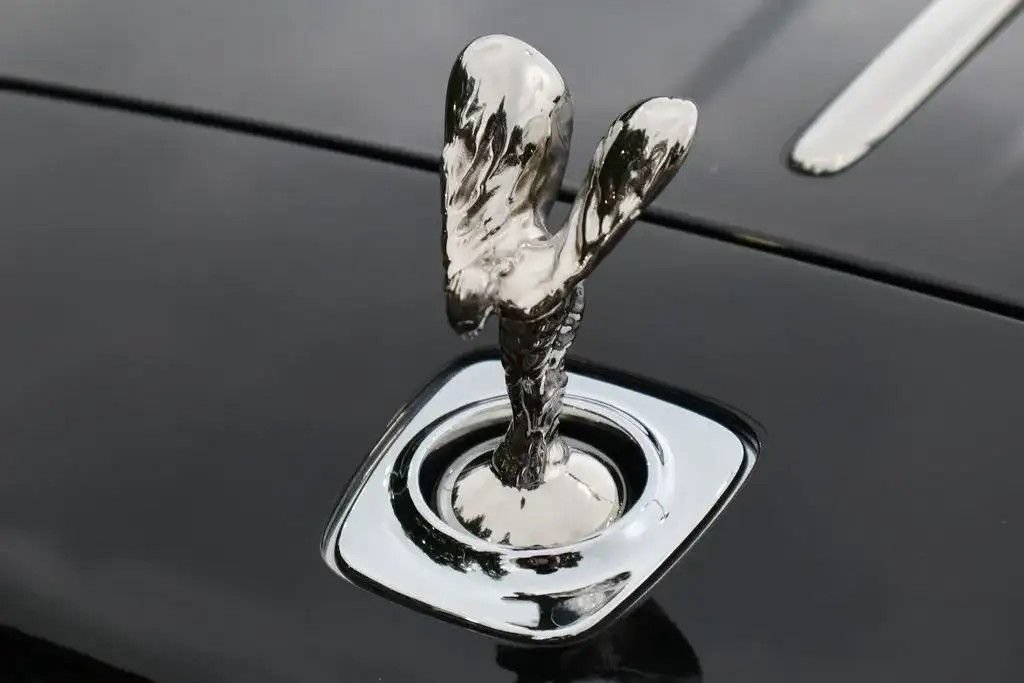 Used 2021 Rolls-Royce Wraith RWD image 21