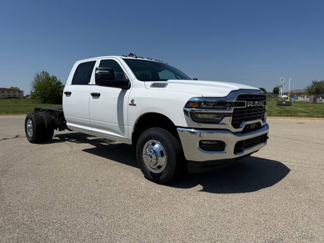 New 2026 RAM 3500 Tradesman w/ Chrome Appearance Group A