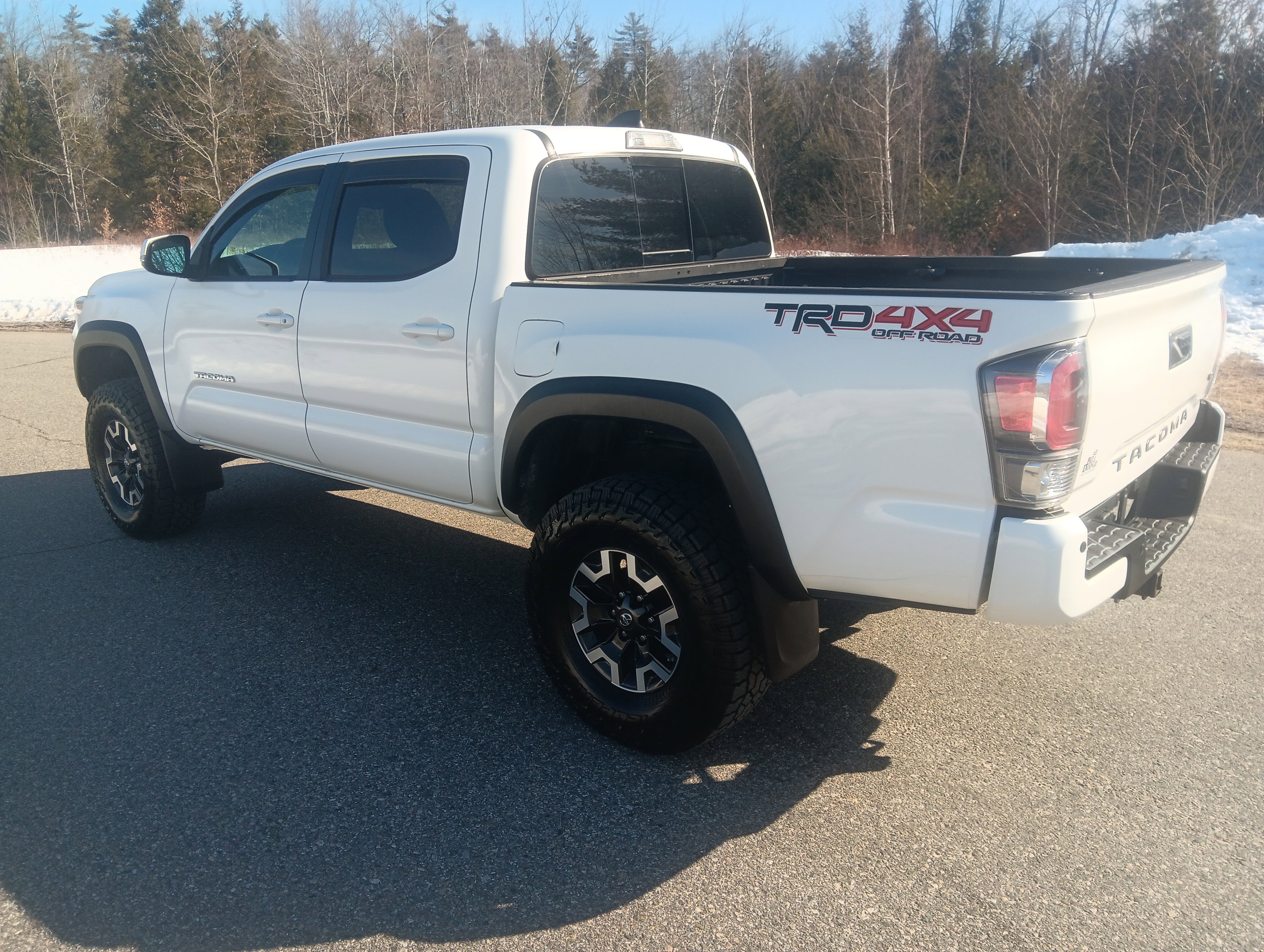 Used 2020 Toyota Tacoma TRD Off-Road w/ Technology Package image 7