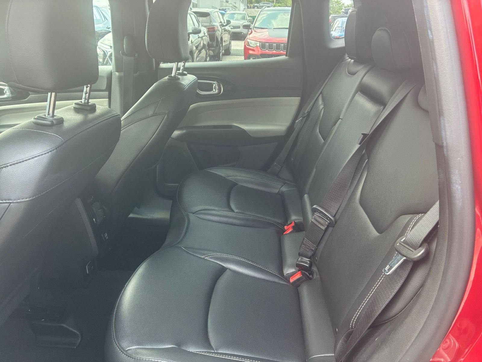 Used 2025 Jeep Compass Limited AWD/4WD image 20