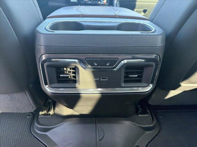 Used 2025 GMC Sierra 2500 Denali Ultimate AWD/4WD image 23