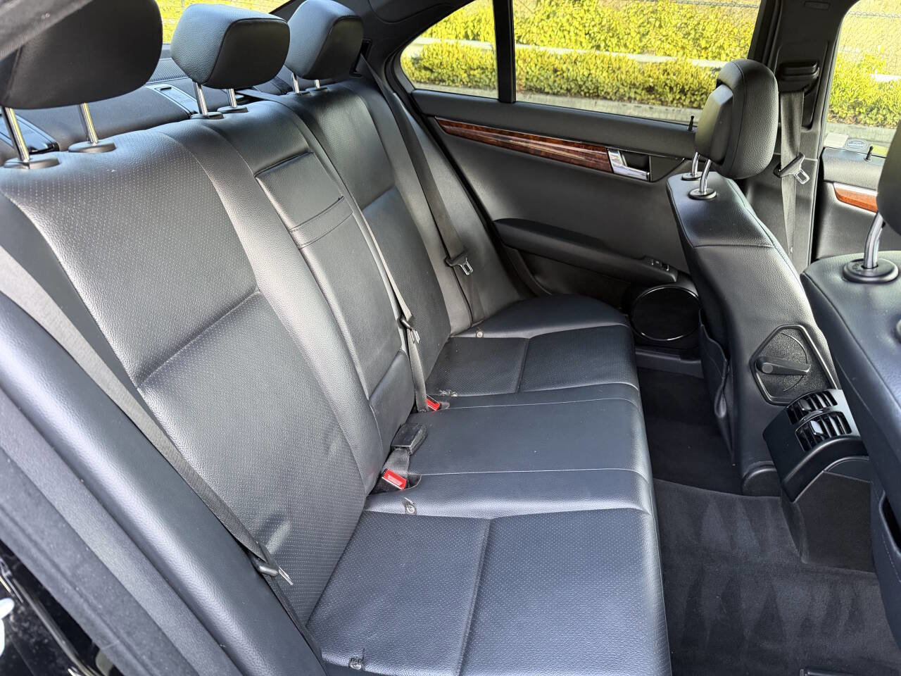 Used 2011 Mercedes-Benz C 300 4MATIC Sedan image 21
