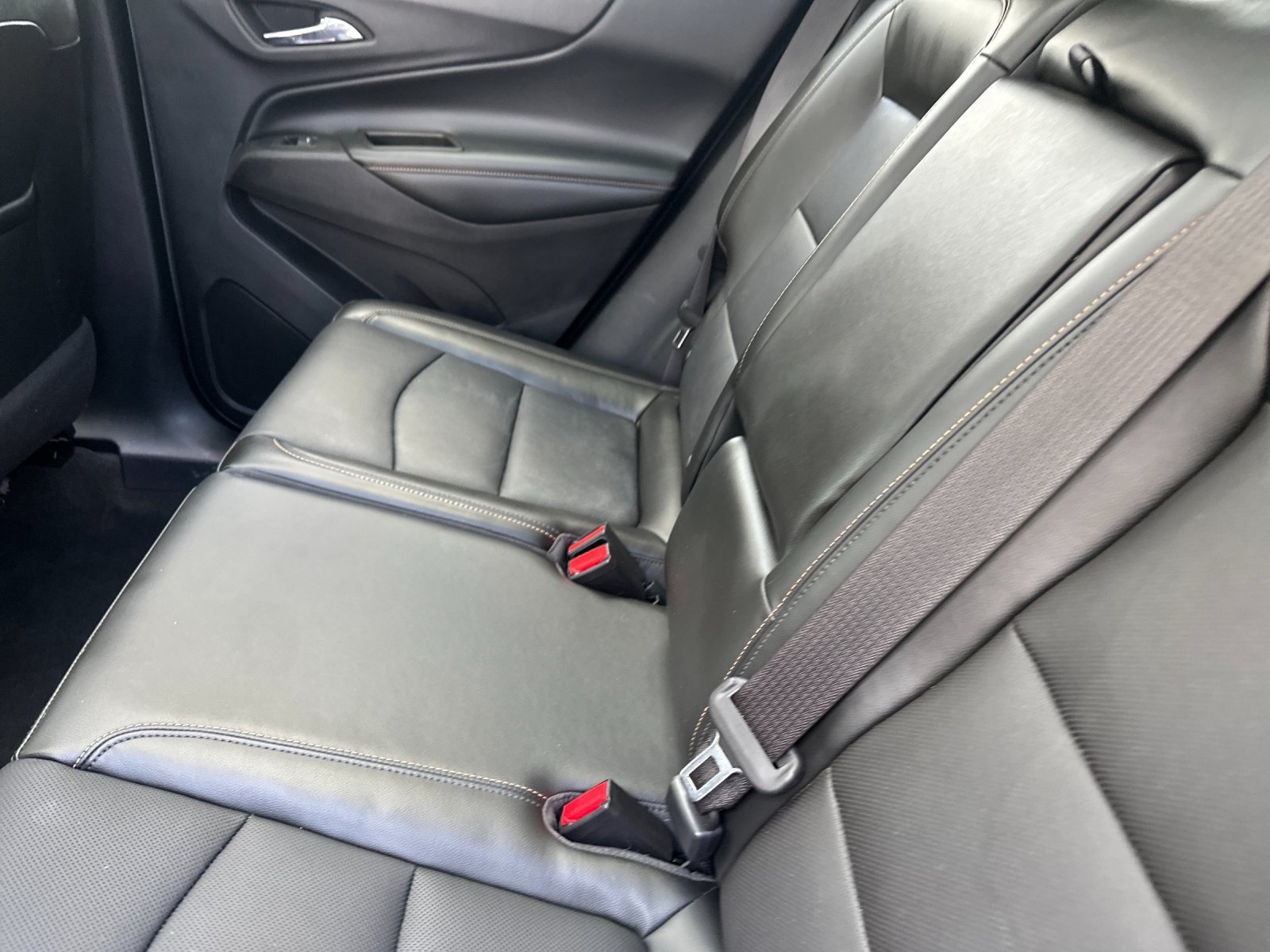 Used 2018 Chevrolet Equinox Premier AWD/4WD image 12