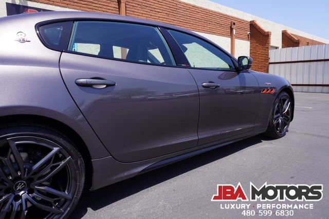 Used 2021 Maserati Quattroporte Trofeo image 55