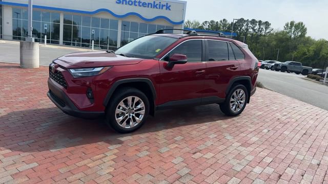 Used 2025 Toyota RAV4 XLE Premium w/ Weather Package FWD image 7