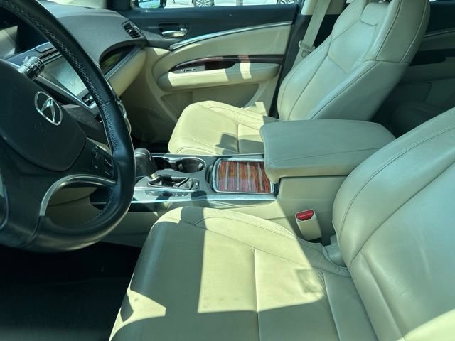 Used 2015 Acura MDX w/ Technology Package AWD/4WD image 2