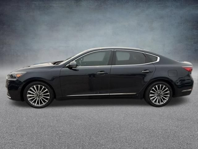 Used 2017 Kia Cadenza Premium FWD image 11