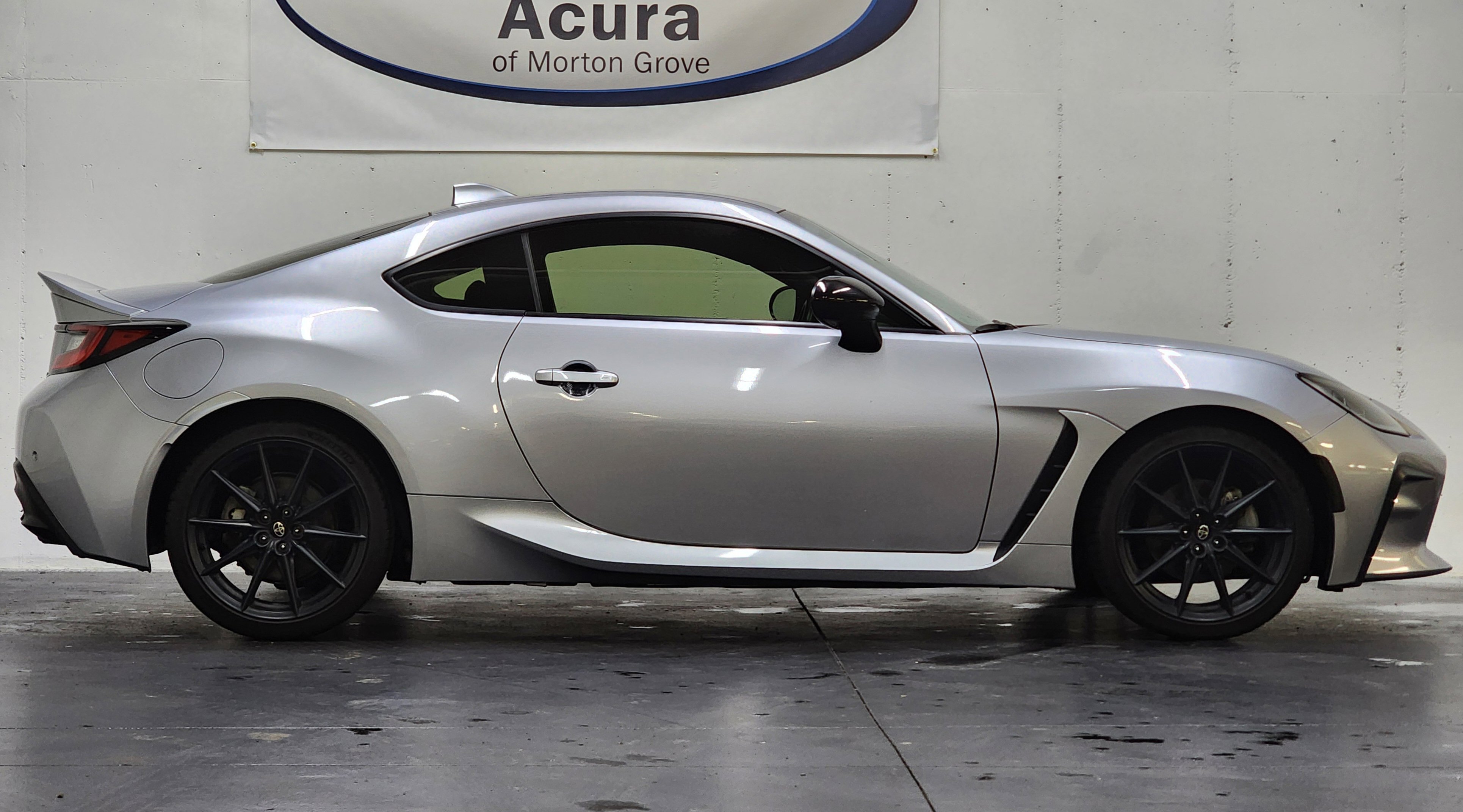 Used 2023 Toyota GR86 Premium image 3