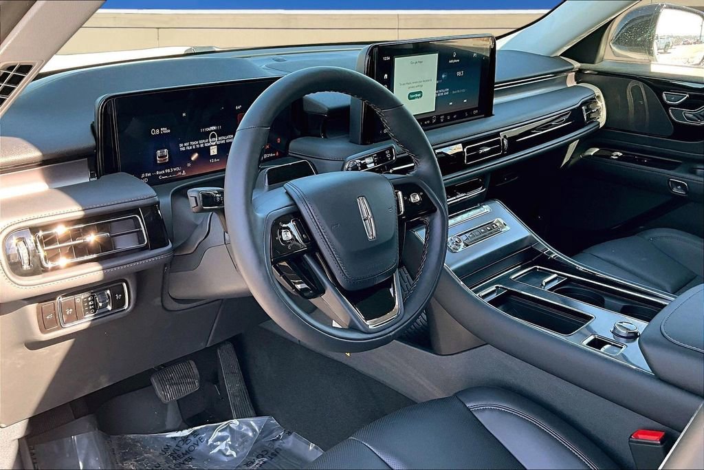 New 2026 Lincoln Aviator AWD image 7