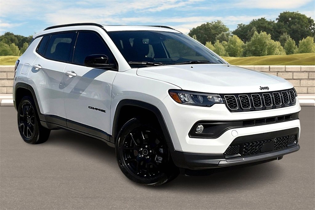 New 2025 Jeep Compass Latitude w/ Convenience Group image 2