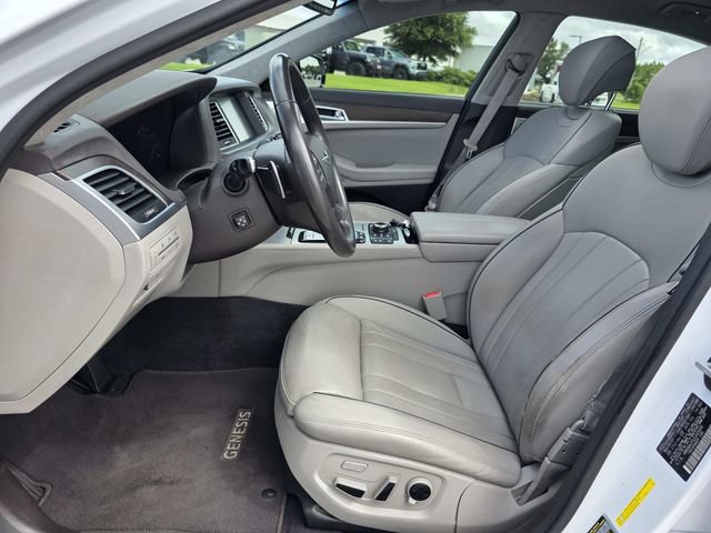 Used 2018 Genesis G80 5.0 Ultimate RWD image 8