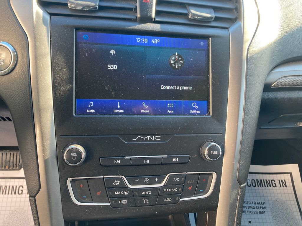 Used 2019 Ford Fusion SE image 22