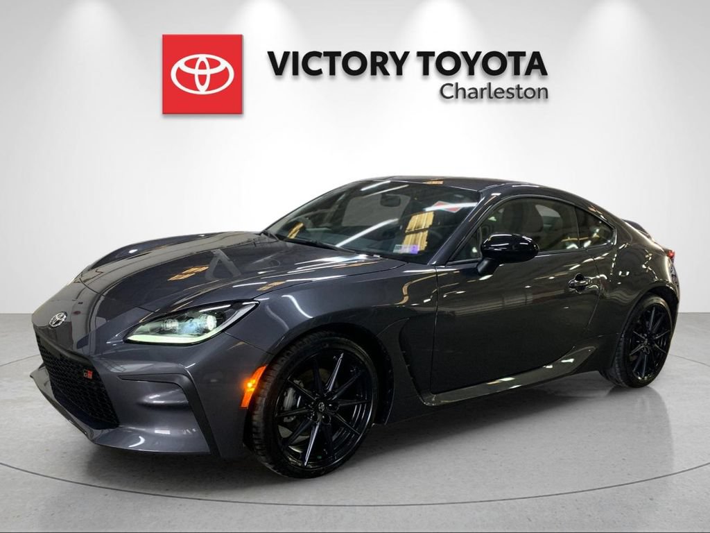 Used 2026 Toyota GR86 Premium w/ ALL Weather Mat Package (TMS) RWD video 1