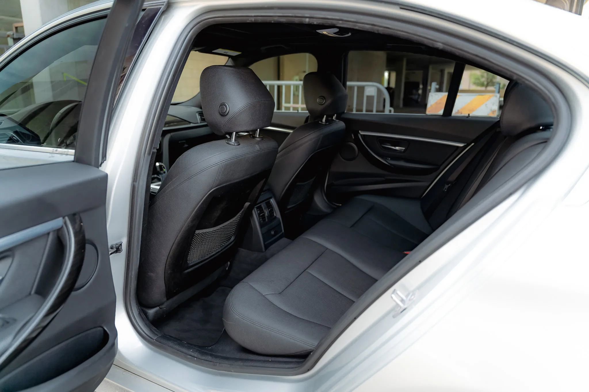 Used 2018 BMW 330e 330e iPerformance Sedan 4D image 70