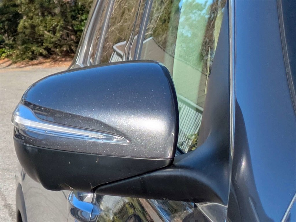 Used 2022 Mercedes-Benz GLE 350 4MATIC image 11