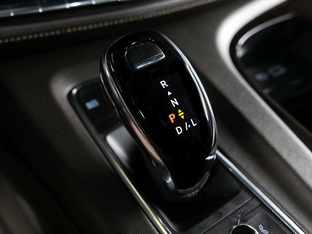 Used 2023 Cadillac Escalade ESV Sport AWD/4WD image 22
