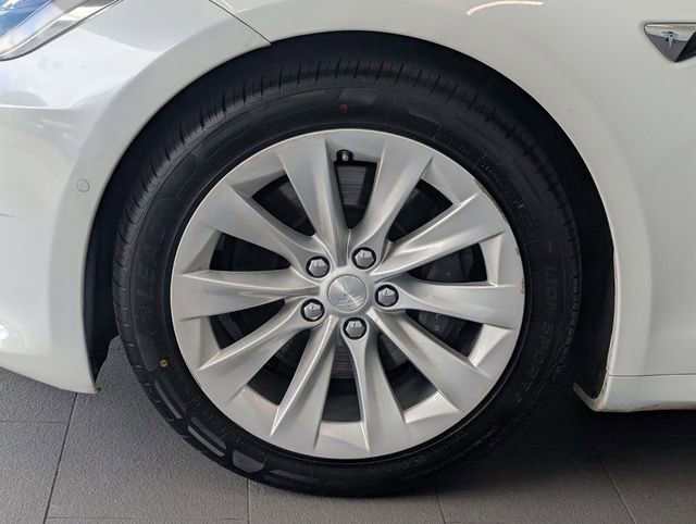 Used 2017 Tesla Model S 75 image 4