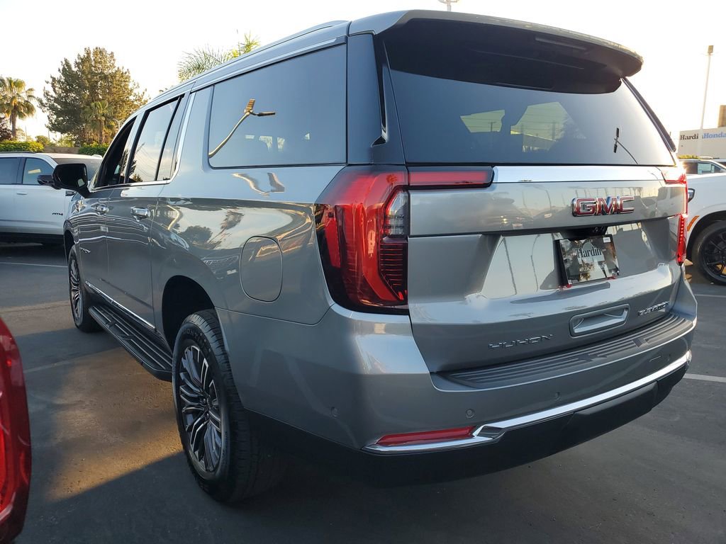 New 2026 GMC Yukon XL Elevation w/ Elevation Premium Package image 3