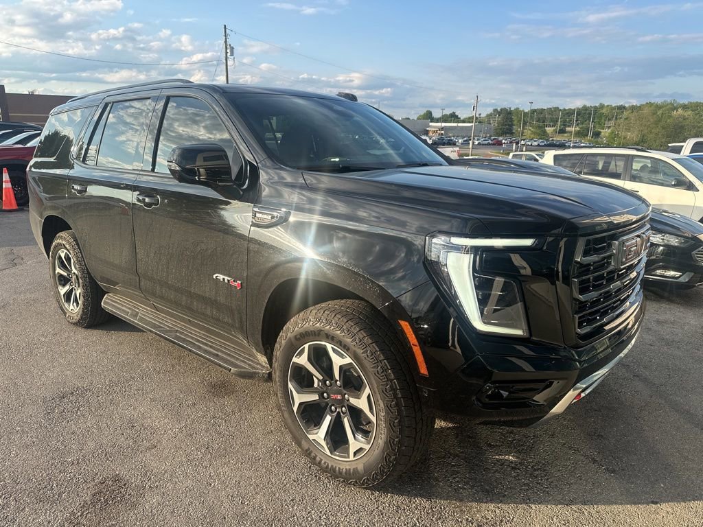 Used 2026 GMC Yukon AT4 w/ AT4 Preferred Package AWD/4WD image 2