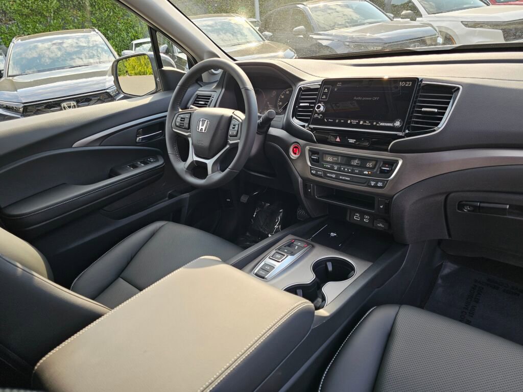 New 2025 Honda Ridgeline RTL image 8