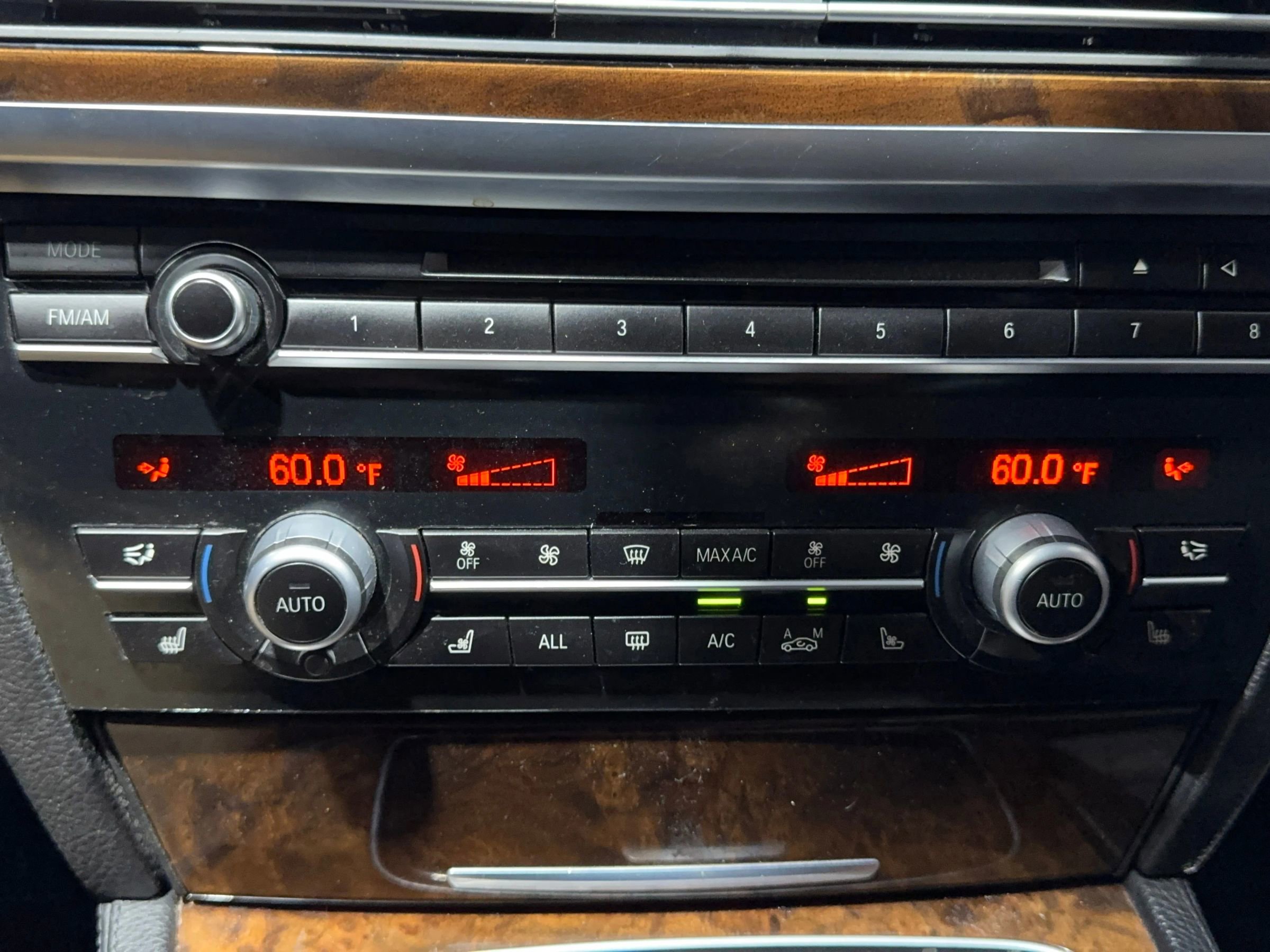 Used 2013 BMW 740Li image 41