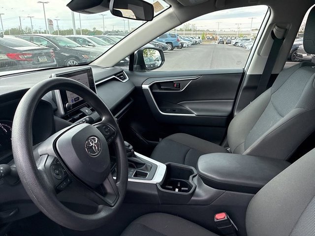 Certified 2025 Toyota RAV4 LE AWD/4WD image 23