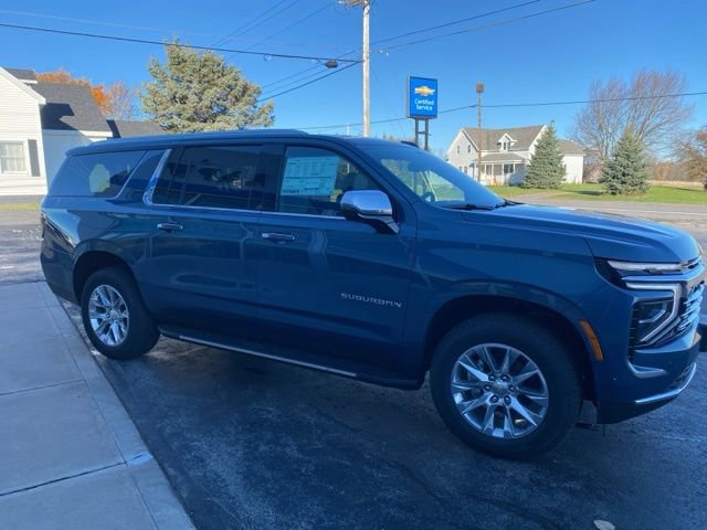 New 2026 Chevrolet Suburban Premier image 5