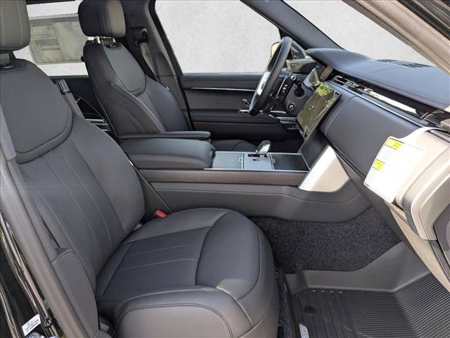 New 2026 Land Rover Range Rover Long Wheelbase SE AWD/4WD image 17