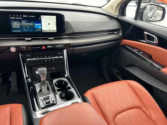 Used 2023 Kia Carnival SX image 15