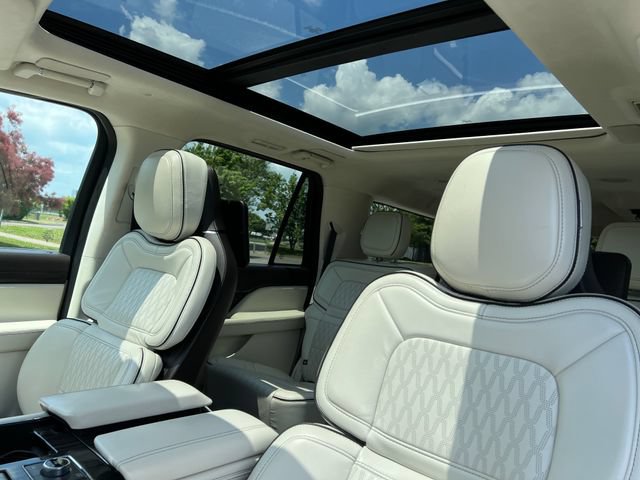 Used 2023 Lincoln Navigator L Black Label AWD/4WD image 17