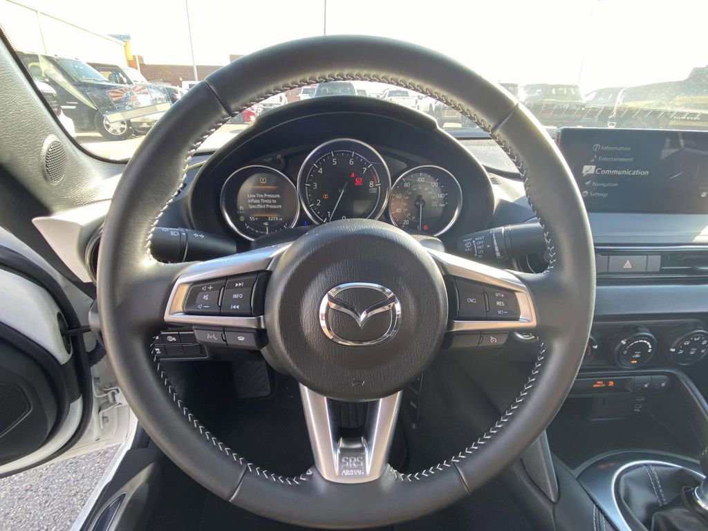 Used 2024 MAZDA MX-5 Miata Club image 23