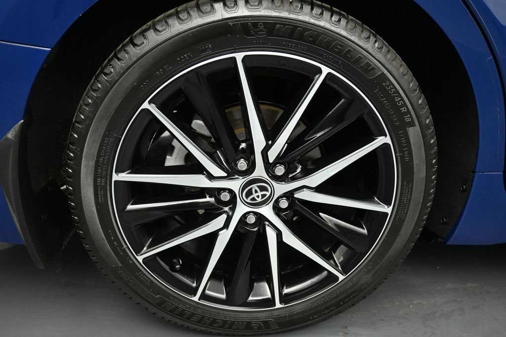 Used 2024 Toyota Camry SE w/ Convenience Package FWD image 30