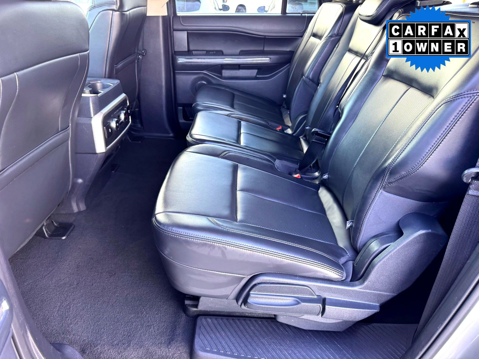 Used 2024 Ford Expedition Max XLT image 17