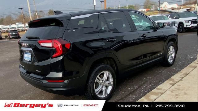 Certified 2022 GMC Terrain SLE image 9