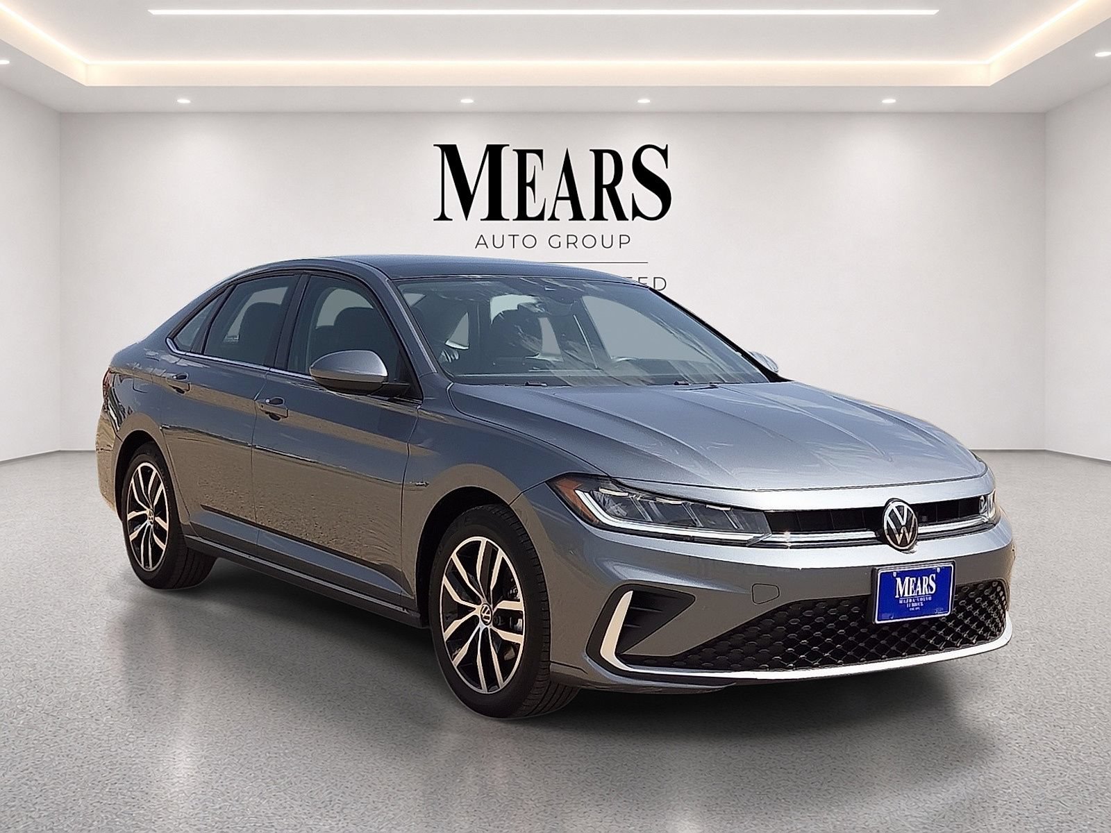 Used 2025 Volkswagen Jetta SE FWD image 7