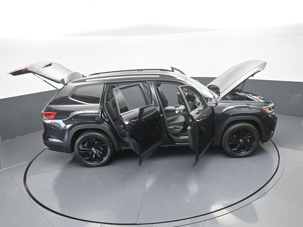 Used 2022 Volkswagen Atlas SE w/ Black Wheel Package image 71