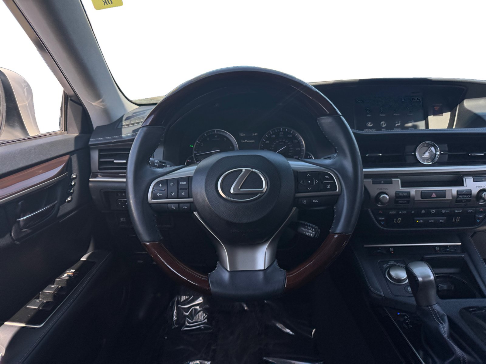 Used 2018 Lexus ES 350 w/ Navigation System Package FWD image 12