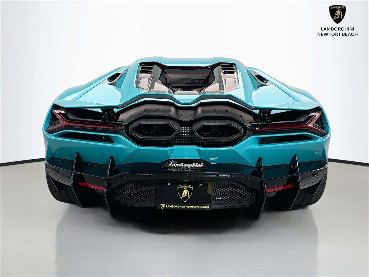 Used 2024 Lamborghini Revuelto AWD/4WD image 6