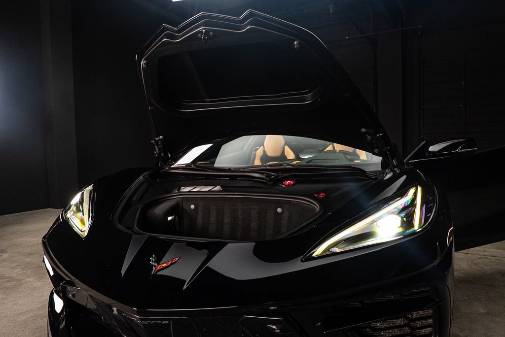 Used 2023 Chevrolet Corvette Stingray Premium Cpe w/ Engine Appearance Package RWD image 11