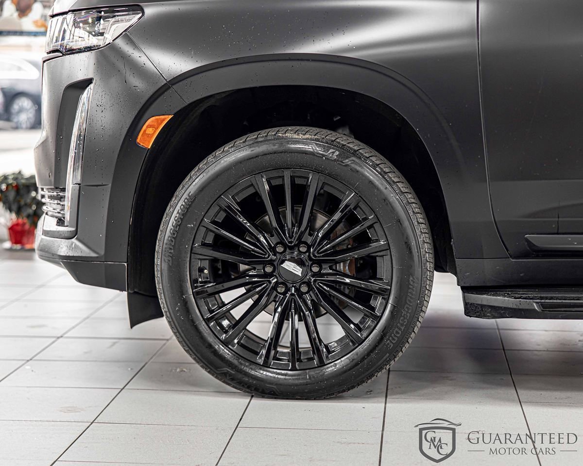 Used 2023 Cadillac Escalade Luxury w/ LPO, Floor Liner Package AWD/4WD image 7