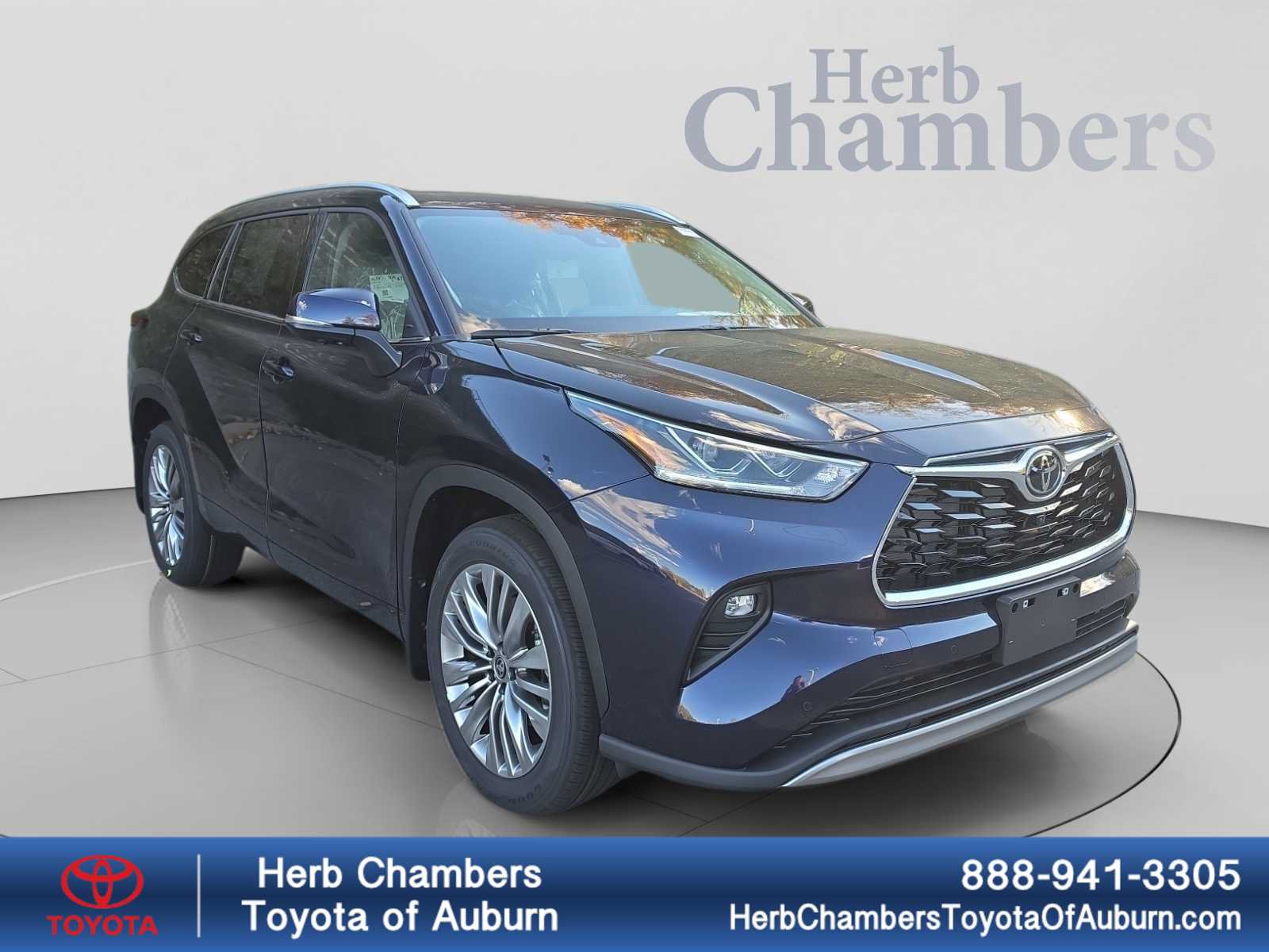 New 2026 Toyota Highlander Platinum AWD/4WD image 1