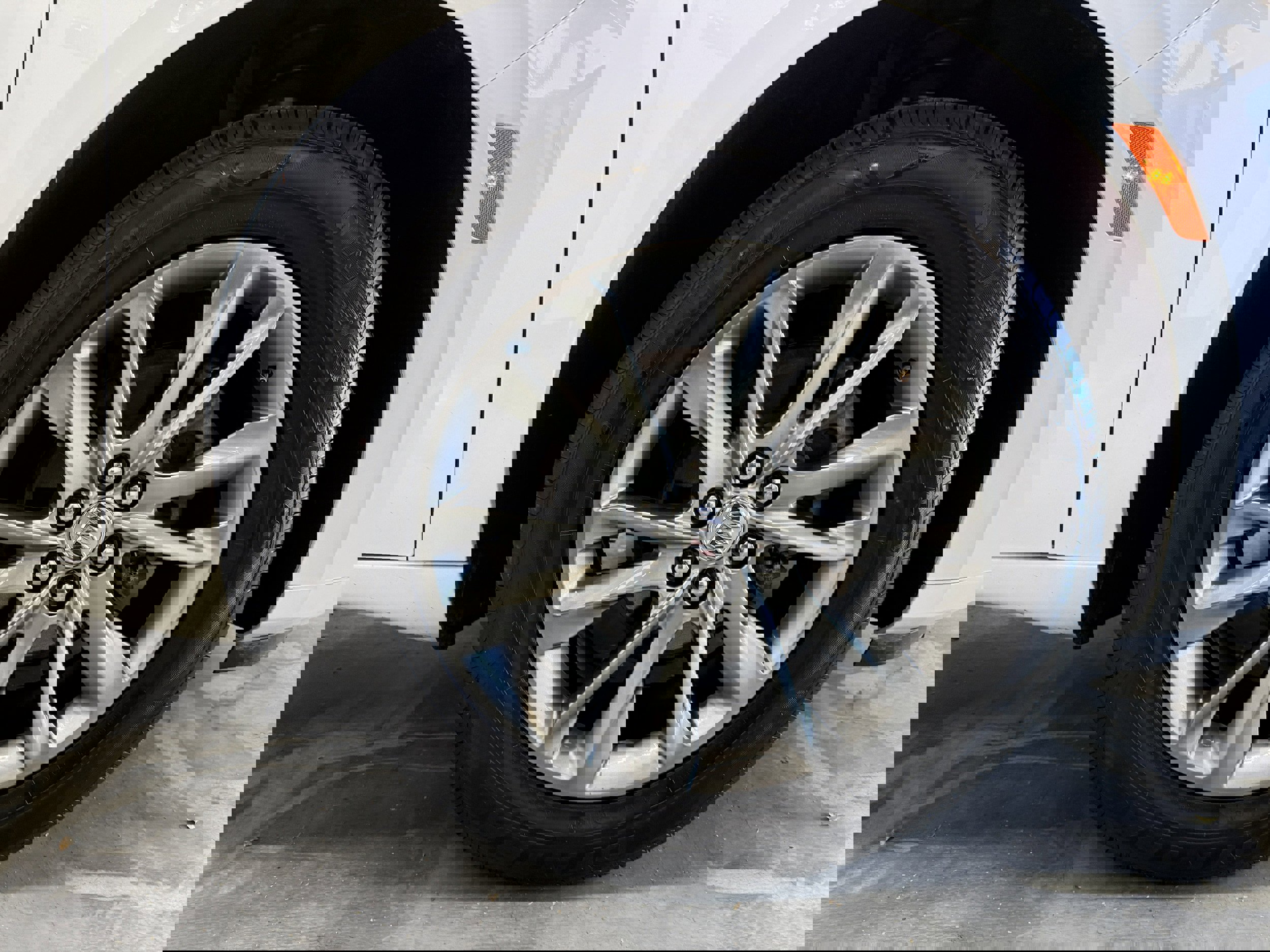 Used 2023 Buick Enclave Avenir w/ Trailering Package, 5000 lbs. AWD/4WD image 34