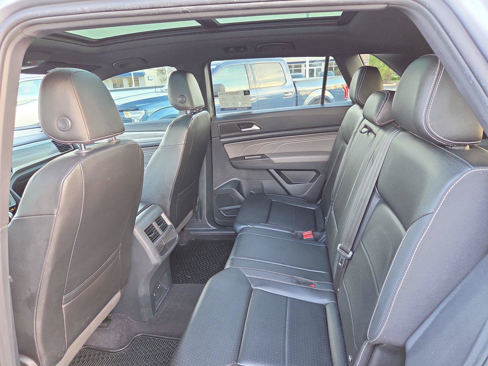 Used 2022 Volkswagen Atlas Cross Sport SE w/ Panoramic Sunroof Package AWD/4WD image 24