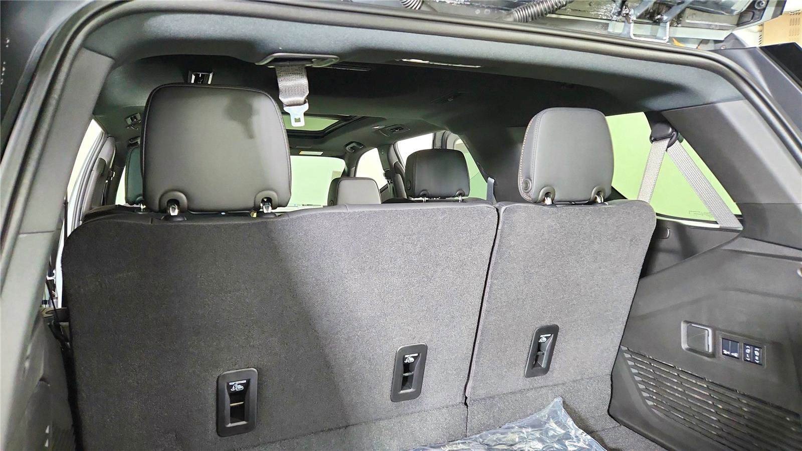 New 2026 Chevrolet Tahoe High Country w/ Sun And Tow Package image 37