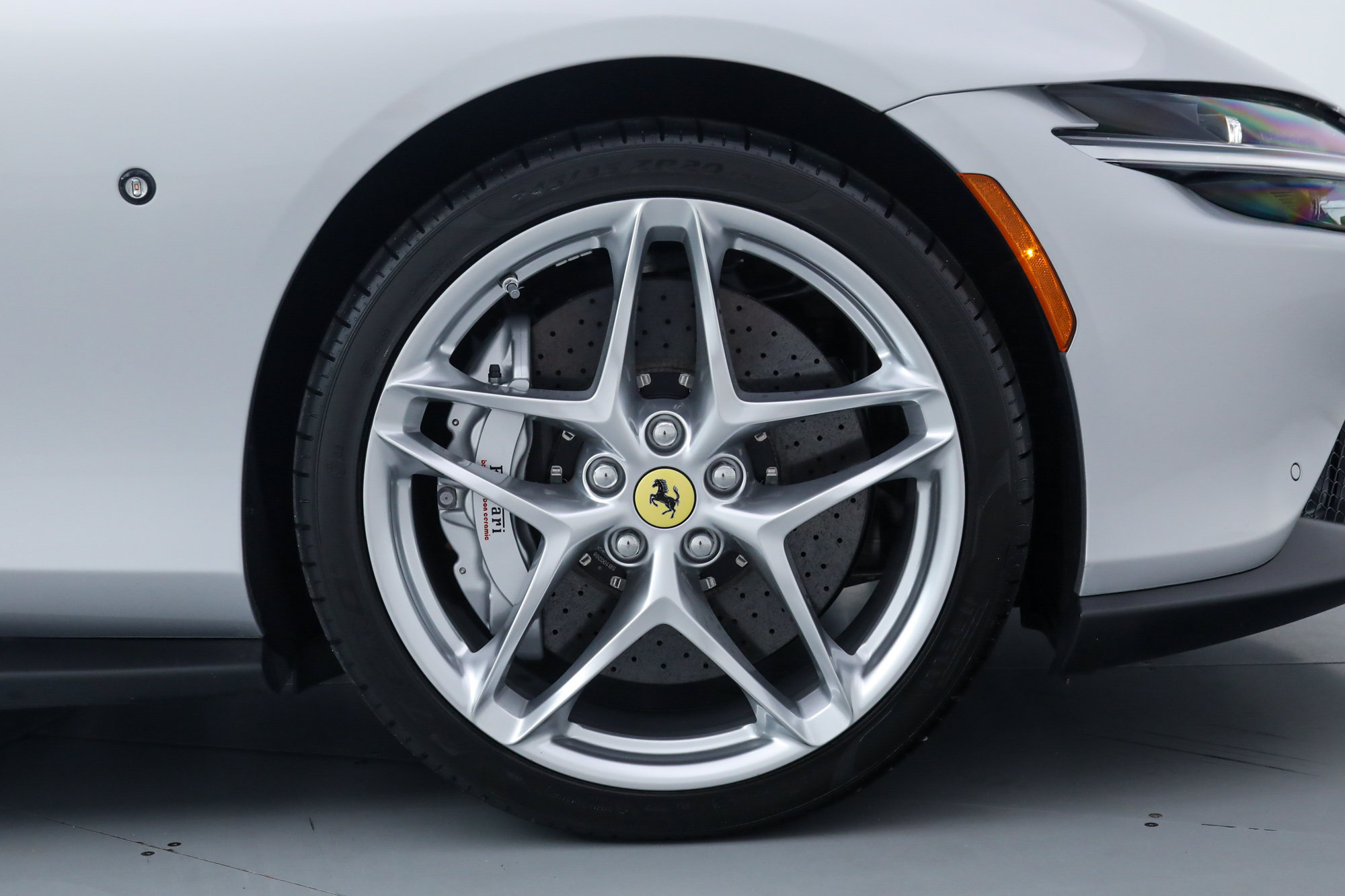 Certified 2026 Ferrari Roma Spider RWD image 40