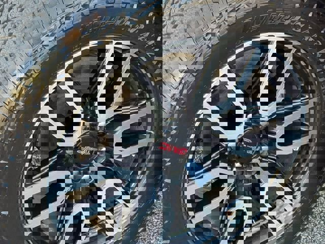 Used 2021 GMC Yukon XL AT4 w/ AT4 Premium Package image 13