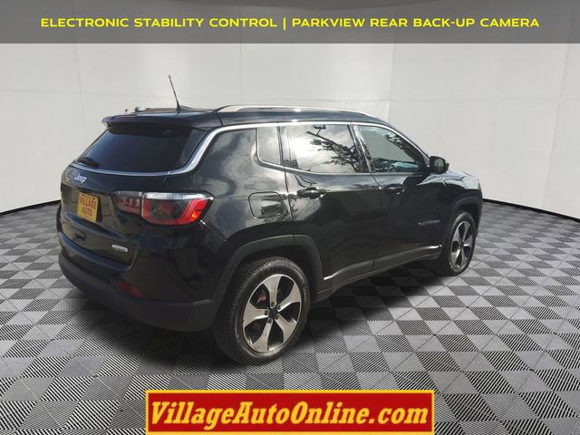 Used 2018 Jeep Compass Latitude w/ Popular Equipment Group image 4